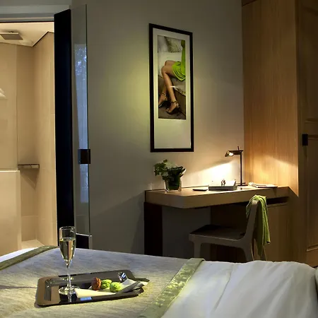 Hotel Marceau Champs-elysees 3*