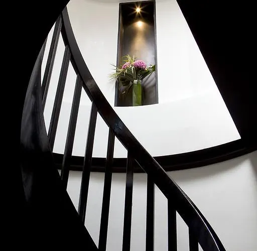 Marceau Champs-elysees Hotel 3*