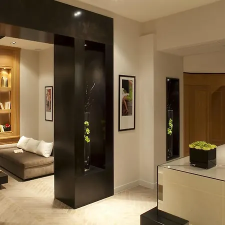 Marceau Champs-elysees Szálloda 3*