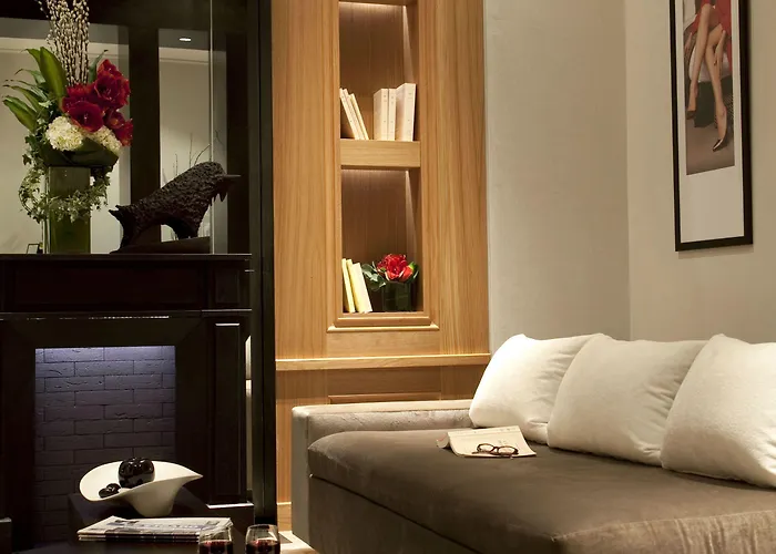 Marceau Champs-elysées Hotel 3*