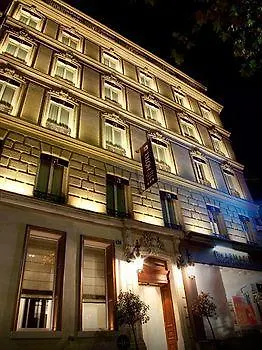 Marceau Champs-elysées Hotel 3*