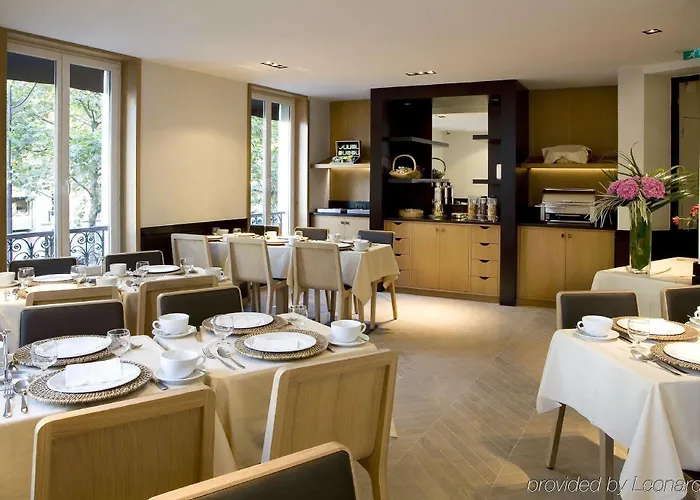 Hotel Marceau Champs-elysées 3*