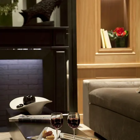 マルソー シャンゼリゼ ホテル パリ