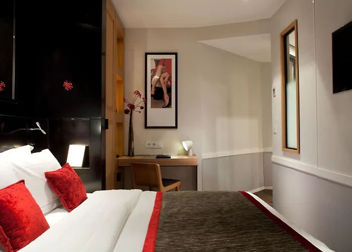 Marceau Champs-elysees Hotel Paris