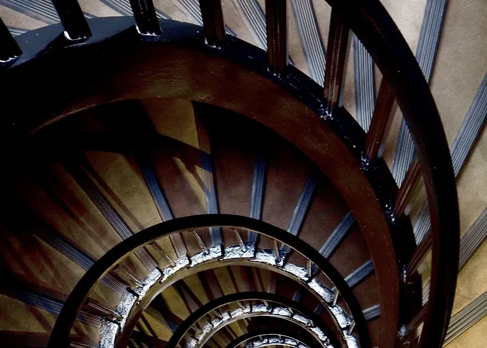 玛索香榭丽舍酒店 3* 巴黎