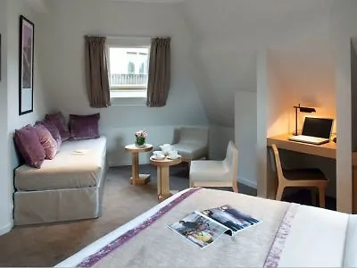 Hotel Marceau Champs-elysees Paris