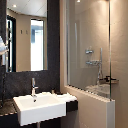 Marceau Champs-elysees Hotel 3*