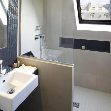 Marceau Champs-elysees Hotel 3*