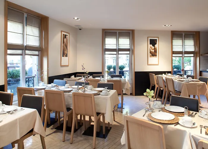 ホテル マルソー シャンゼリゼ 3*